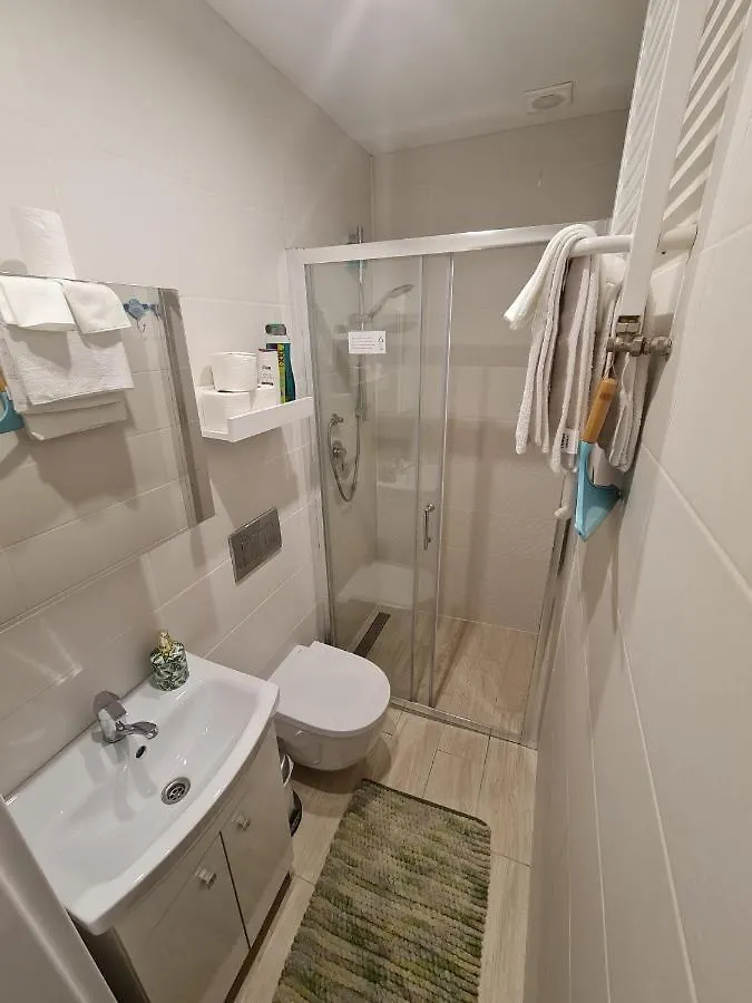 Lochowska 12 Apartament Na Antresoli Apartment Warsaw Poland